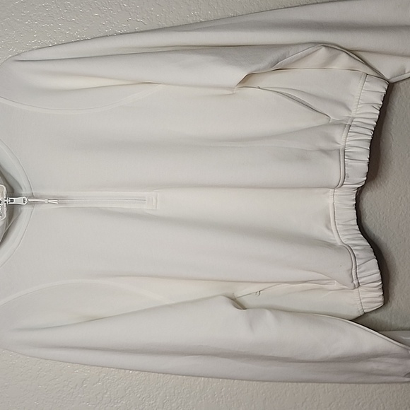 Old Navy Dynamic Fleece Oversized Half Zip - Picture 4 of 10